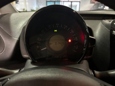Citroen C1 C1 VTi 72 5 porte Feel (8)