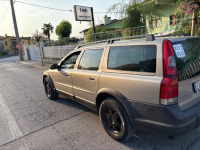 Volvo V70 2.4 D5 20V cat (10)