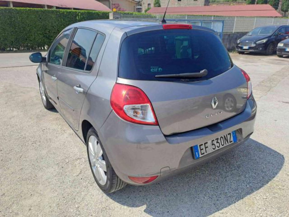 Renault Clio 1.5 dCi 75CV 5 porte 20th Anniversario (11)