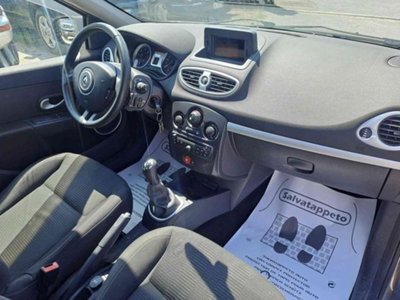 Renault Clio 1.5 dCi 75CV 5 porte 20th Anniversario (16)