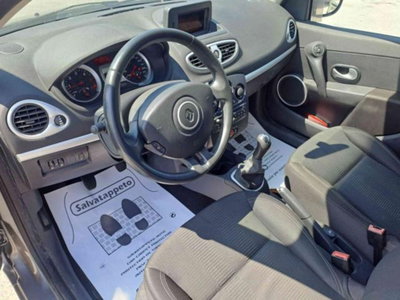Renault Clio 1.5 dCi 75CV 5 porte 20th Anniversario (3)