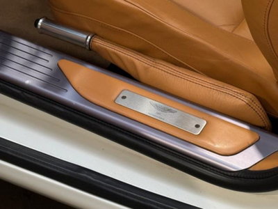 Aston Martin DB9 DB9 Volante (12)