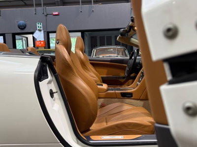 Aston Martin DB9 DB9 Volante (13)