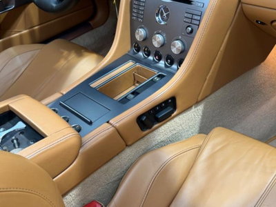 Aston Martin DB9 DB9 Volante (14)