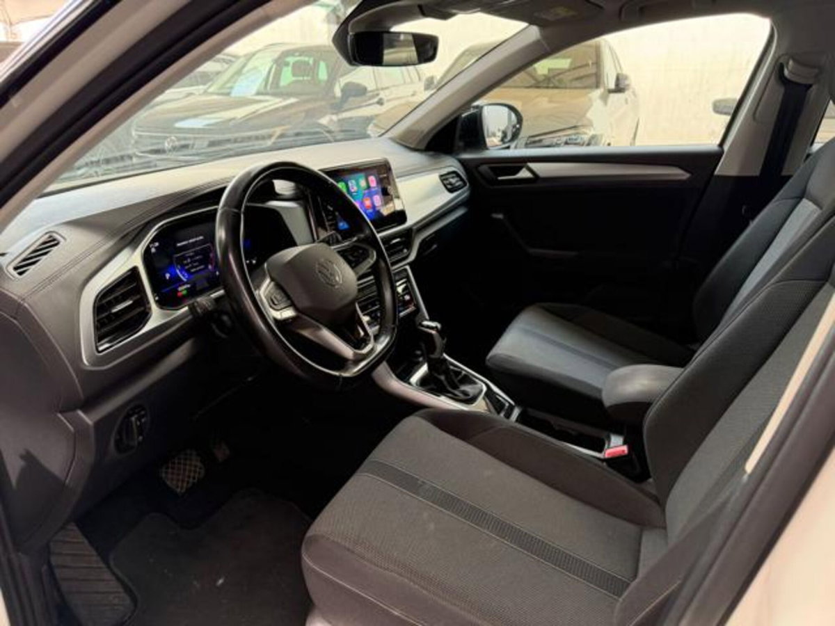 Volkswagen T-Roc 1.5 tsi Life dsg (6)