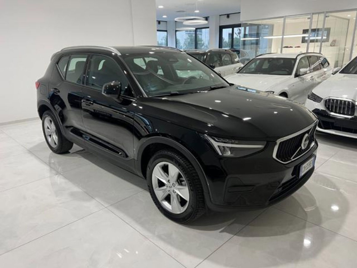 Volvo XC40 B3 automatico Core