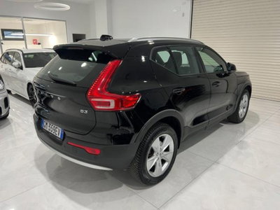 Volvo XC40 B3 automatico Core (3)