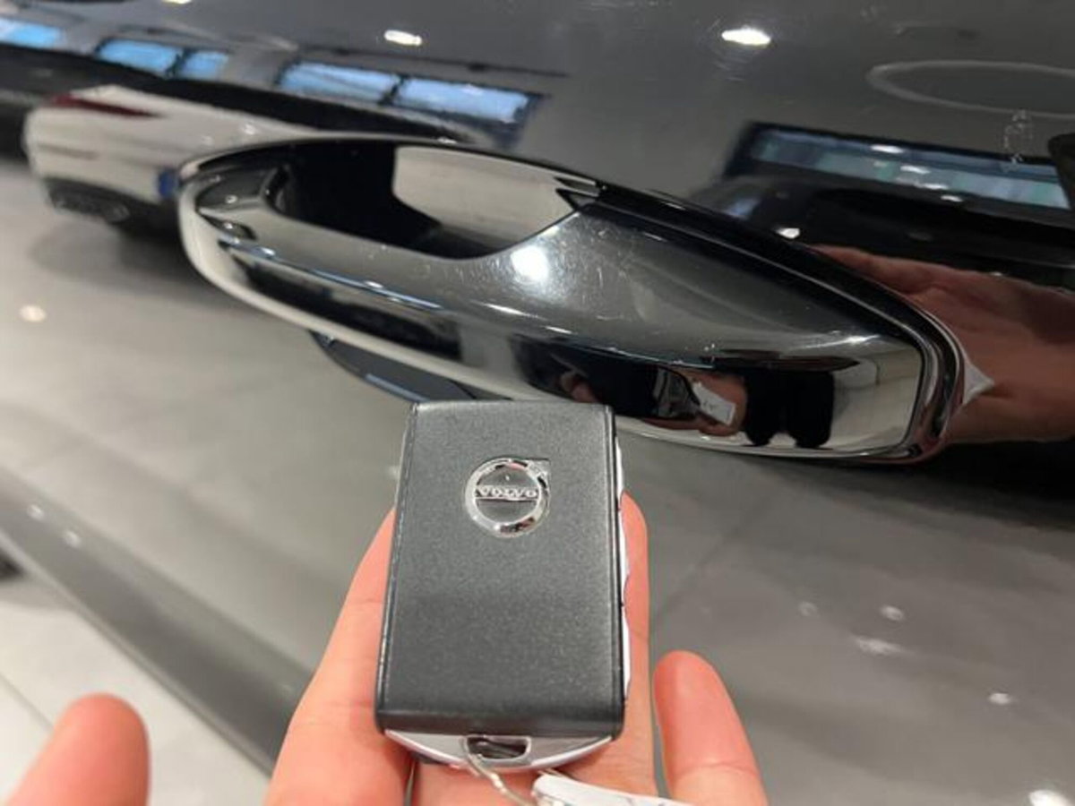 Volvo XC40 T4 Recharge Plug-in Hybrid Inscription Expression (18)