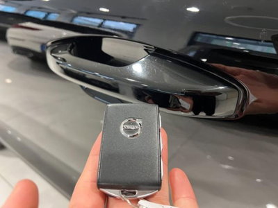 Volvo XC40 T4 Recharge Plug-in Hybrid Inscription Expression (18)