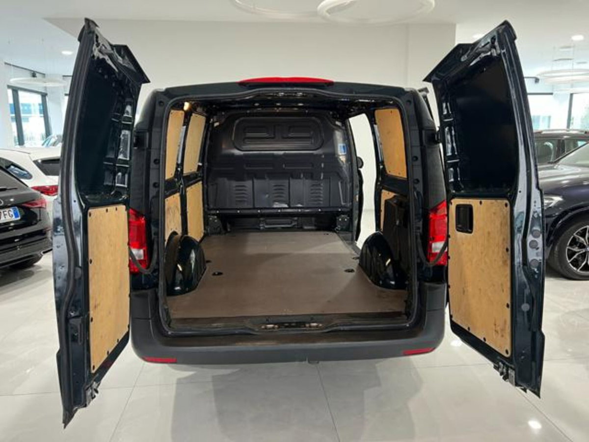 Mercedes-Benz Vito 2.0 116 CDI aut. PC-SL Mixto Long PRO (7)