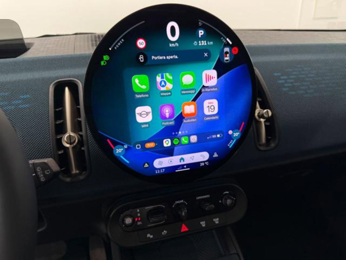 MINI Mini Countryman E Favoured (14)