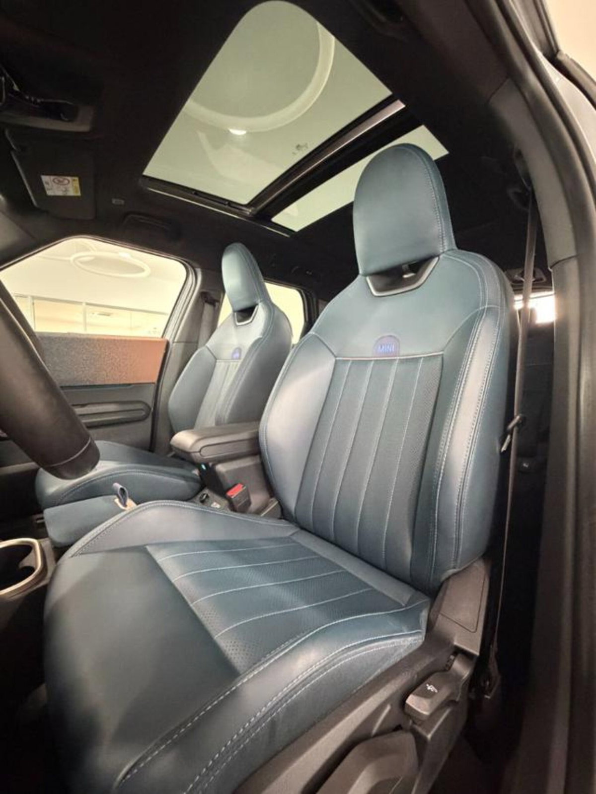 MINI Mini Countryman E Favoured (9)