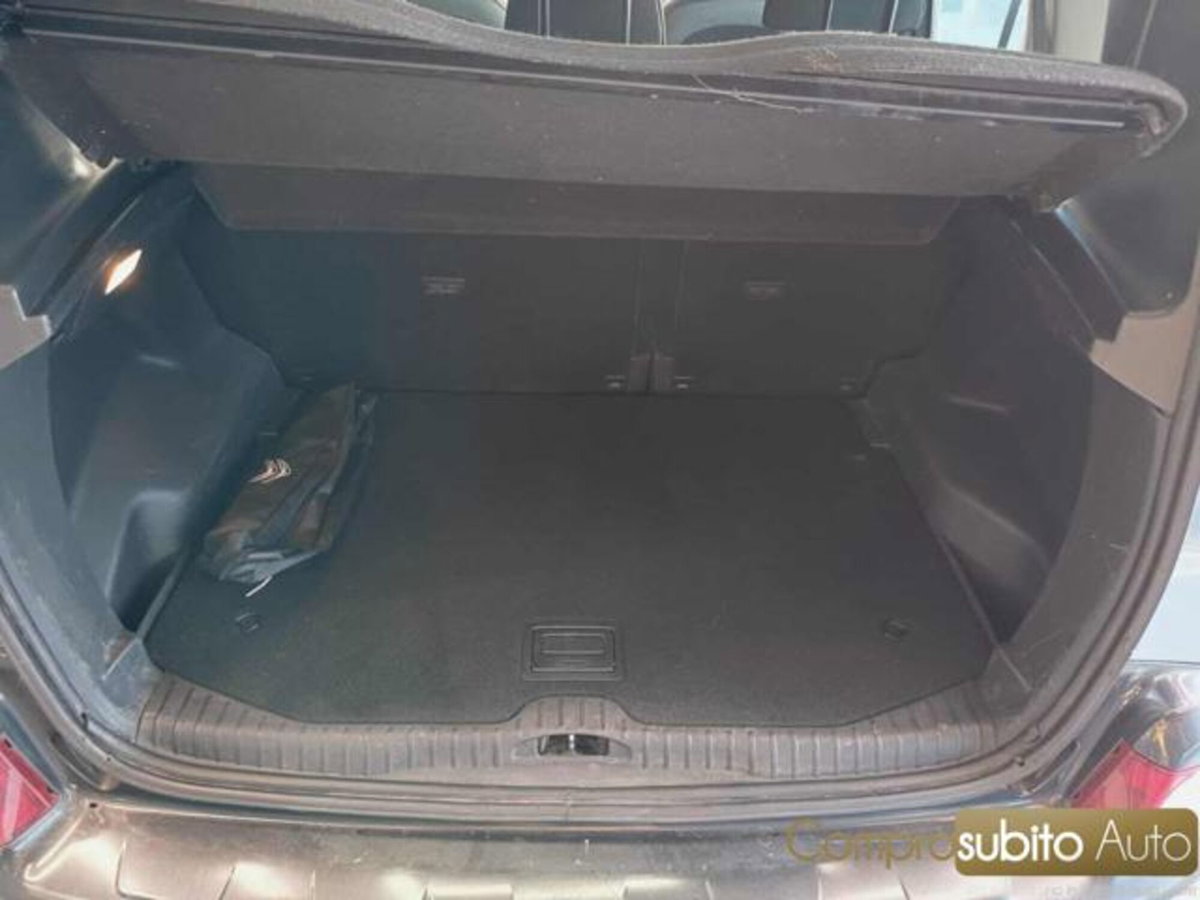 Citroen C3 Picasso 1.4 VTi 95 Exclusive Style (17)