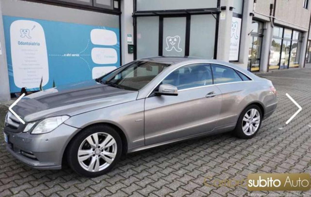 Mercedes-Benz Classe E Coupé 220 CDI Coupé BlueEFFICIENCY (4)