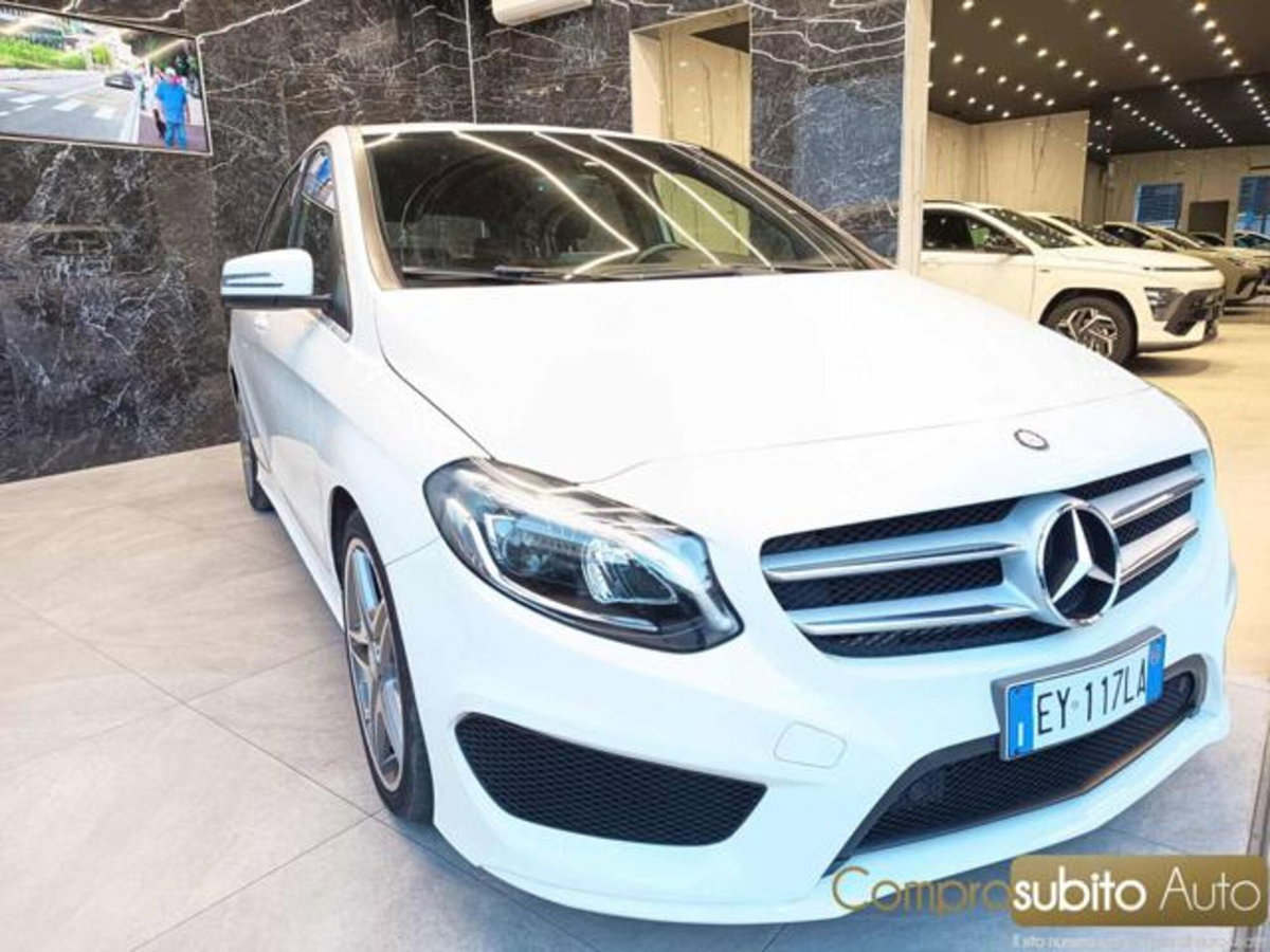 Mercedes-Benz Classe B 180 d Premium (3)