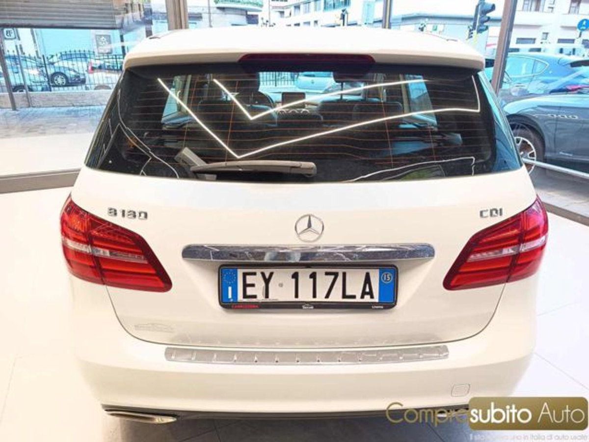 Mercedes-Benz Classe B 180 d Premium (6)