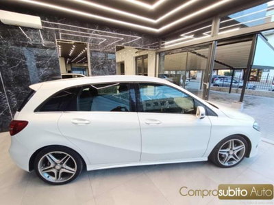 Mercedes-Benz Classe B 180 d Premium (8)