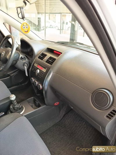 Fiat Sedici 1.9 MJT 4x4 Dynamic (18)
