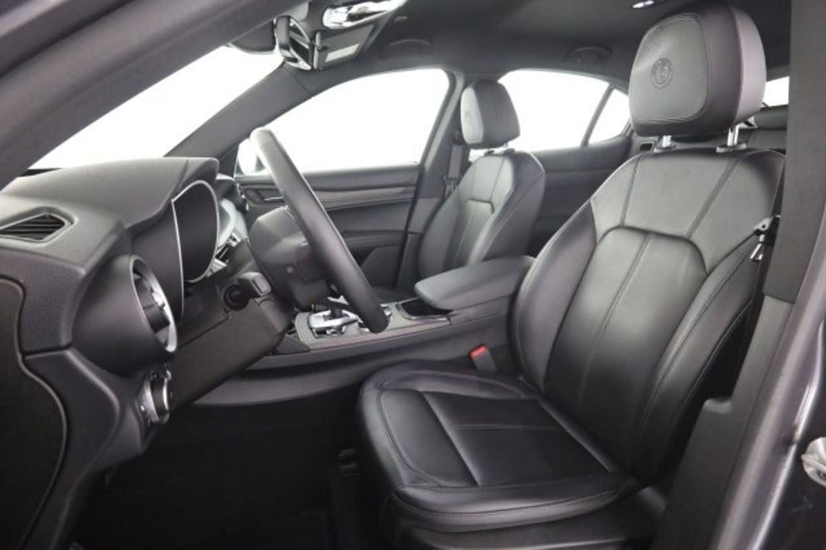 Alfa Romeo Stelvio Stelvio 2.2 Turbodiesel 210 CV AT8 Q4 Ti (2)