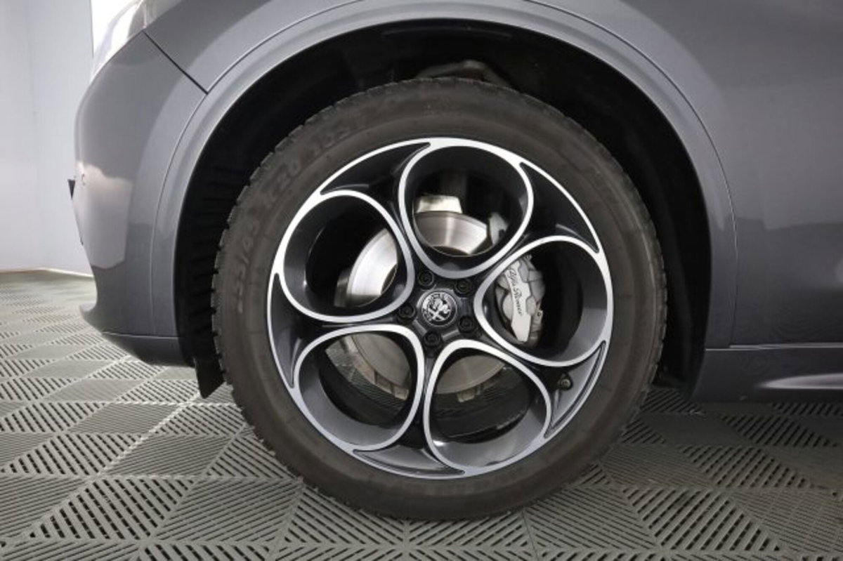 Alfa Romeo Stelvio Stelvio 2.2 Turbodiesel 210 CV AT8 Q4 Ti (8)