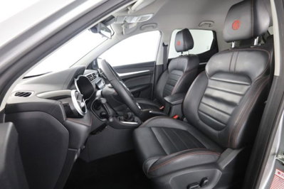 Mg ZS ZS 1.5 Luxury (2)