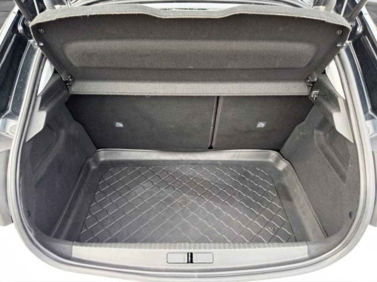 Opel Corsa 1.2 100 CV Edition (14)