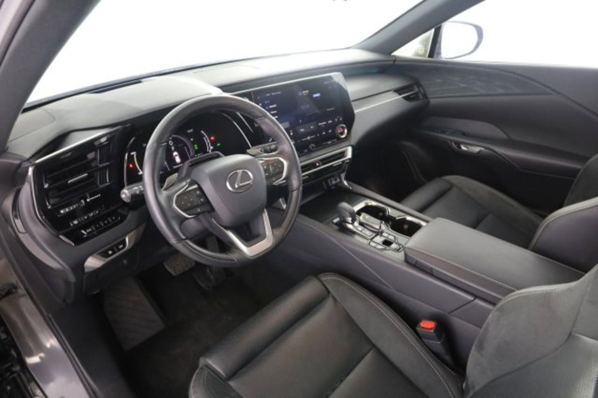 Lexus RX L Hybrid Luxury