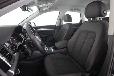 Audi Q5 40 TDI quattro S tronic Business (2)