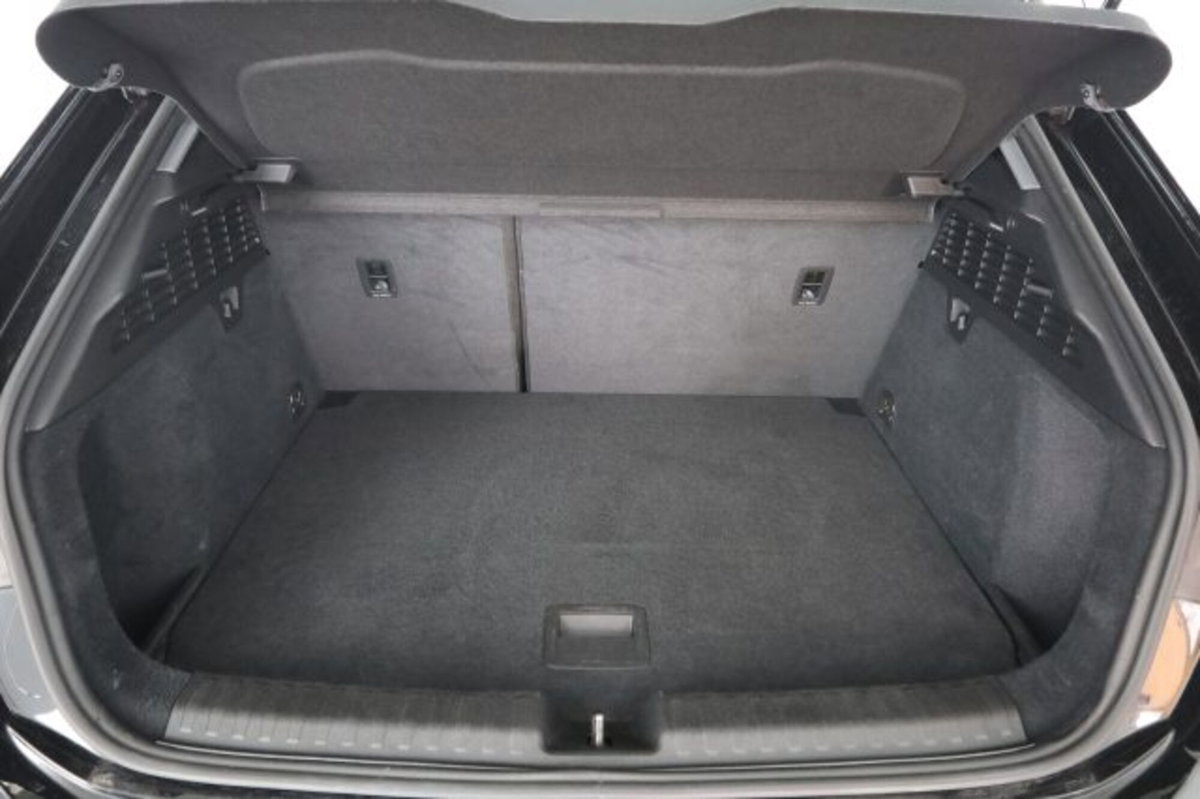 Audi A3 Sportback 30 TFSI S tronic Business (6)