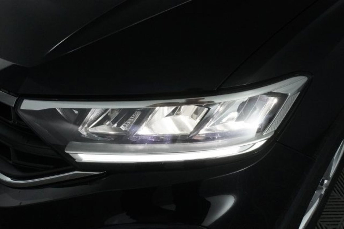 Volkswagen T-Roc 2.0 tdi Life 150cv dsg (9)