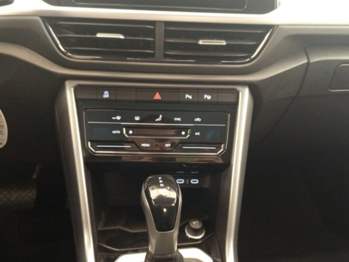 Volkswagen T-Roc 2.0 tdi Life 150cv dsg (13)