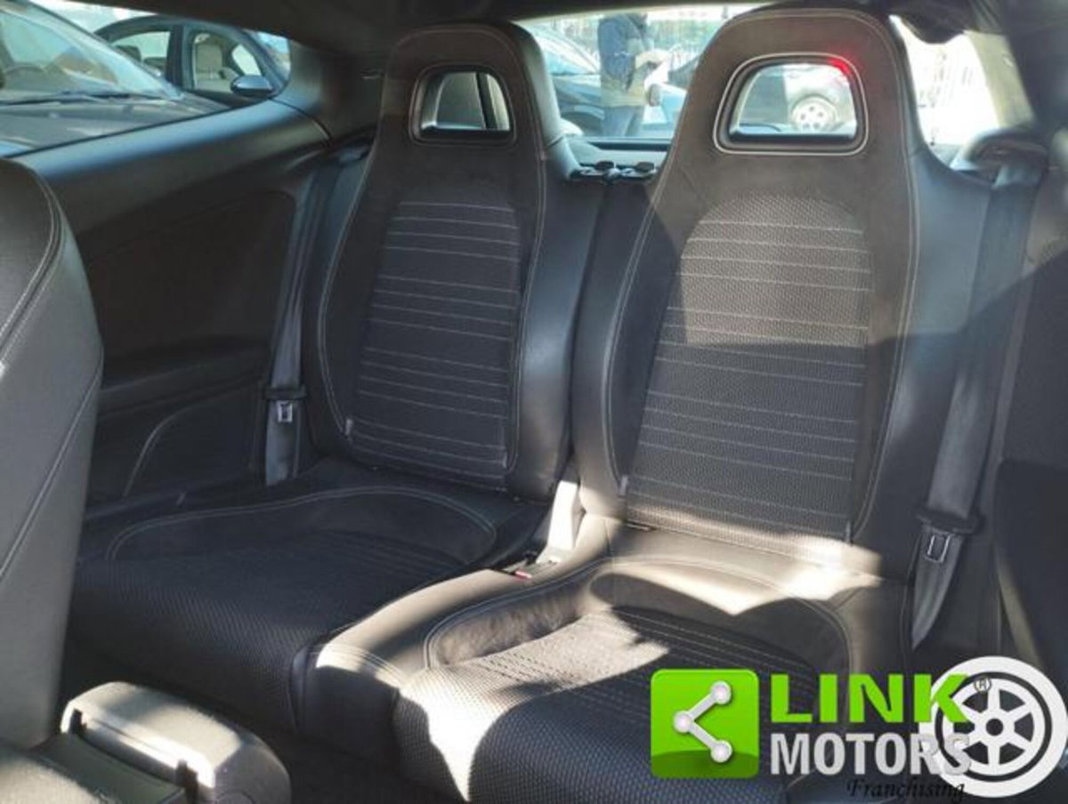 Volkswagen Scirocco 2.0 TDI 170 CV DPF (13)