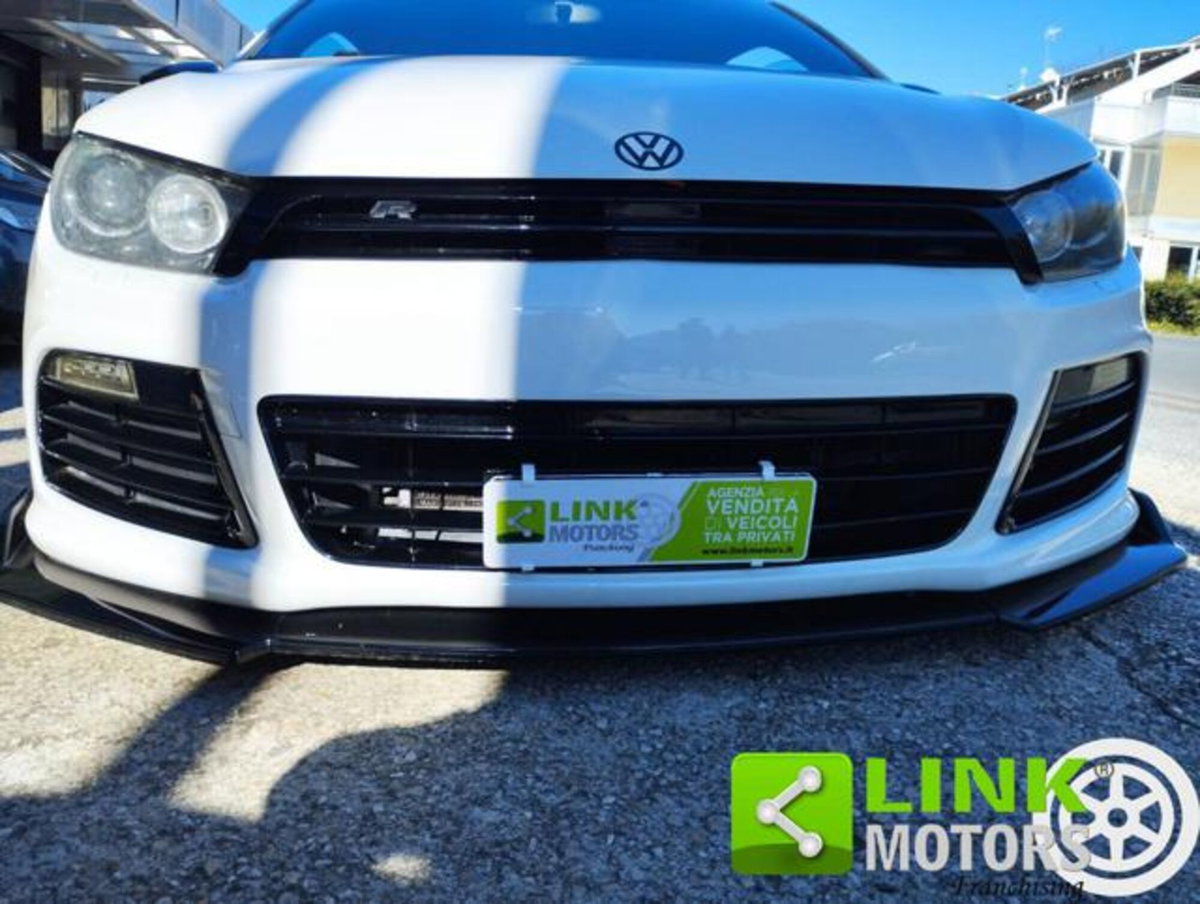 Volkswagen Scirocco 2.0 TDI 170 CV DPF (16)
