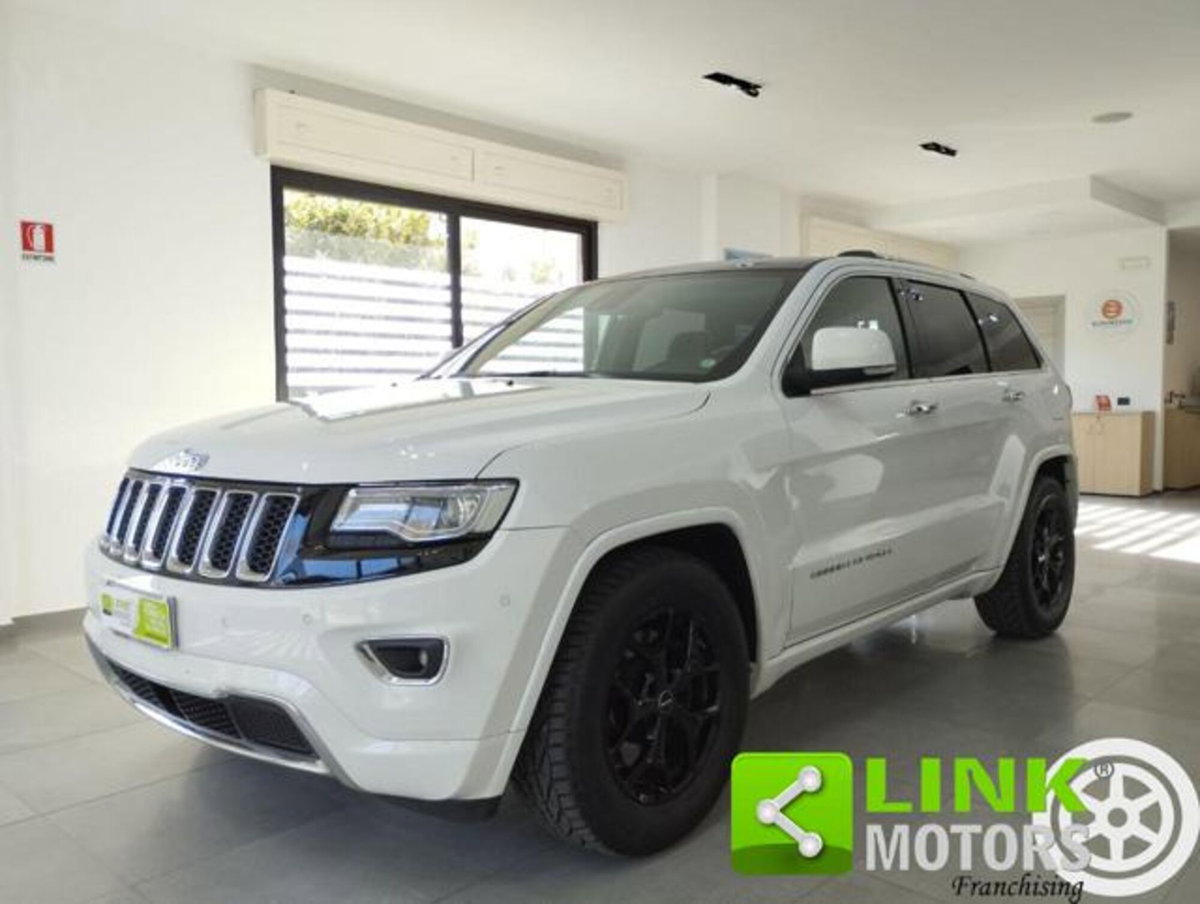 Jeep Grand Cherokee 3.0 V6 CRD 250 CV Multijet II Overland (10)