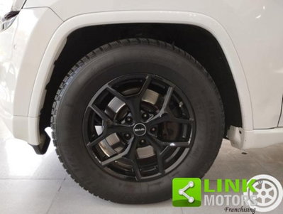 Jeep Grand Cherokee 3.0 V6 CRD 250 CV Multijet II Overland (16)