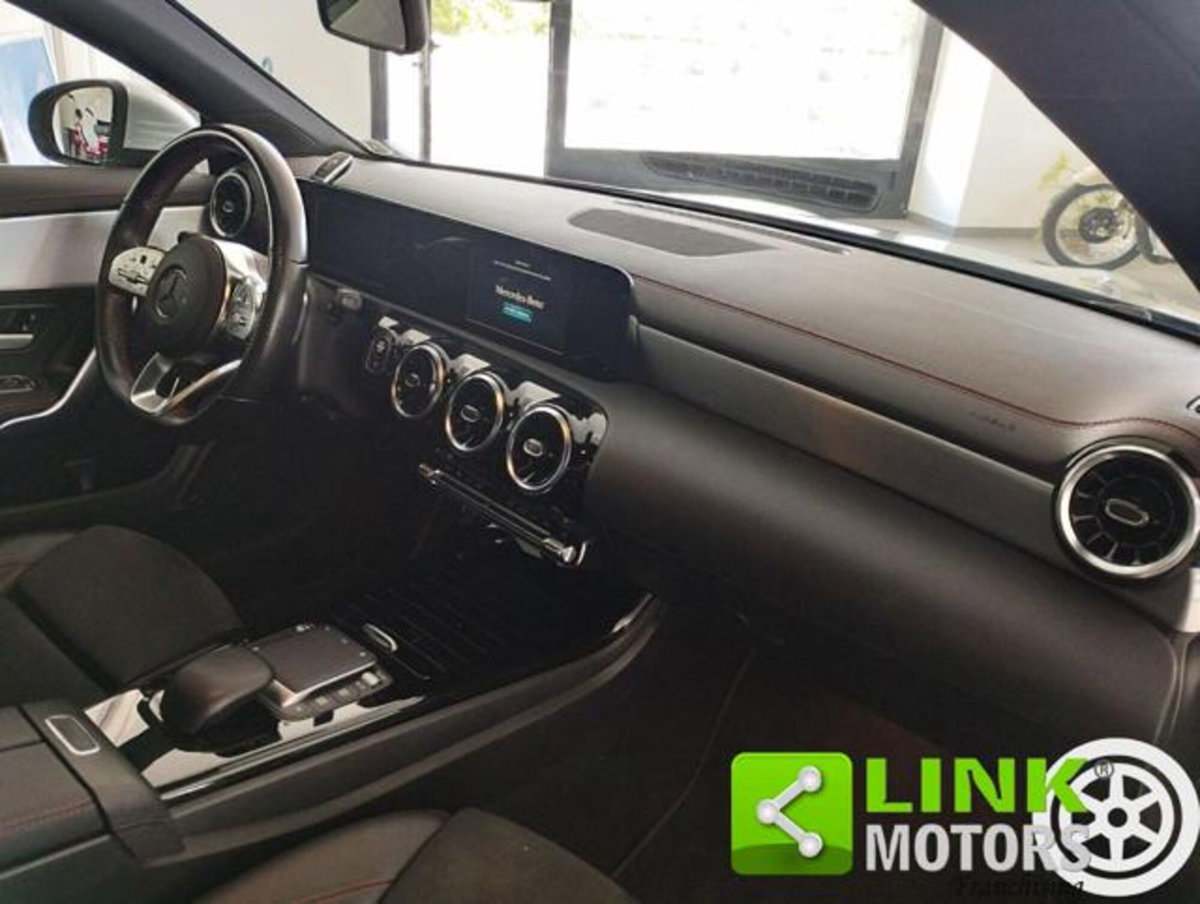 Mercedes-Benz CLA 200 Automatic Premium (18)
