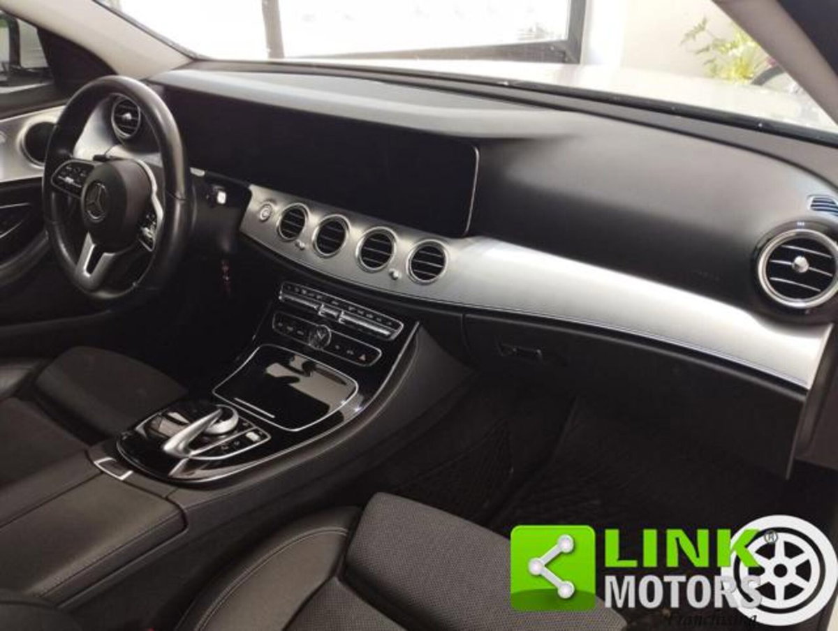 Mercedes-Benz Classe E Station Wagon 220 d 4Matic Auto Business Sport (17)