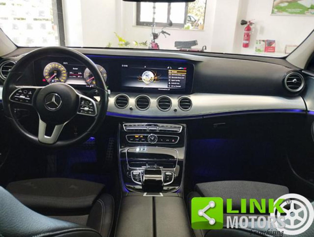 Mercedes-Benz Classe E Station Wagon 220 d 4Matic Auto Business Sport (19)
