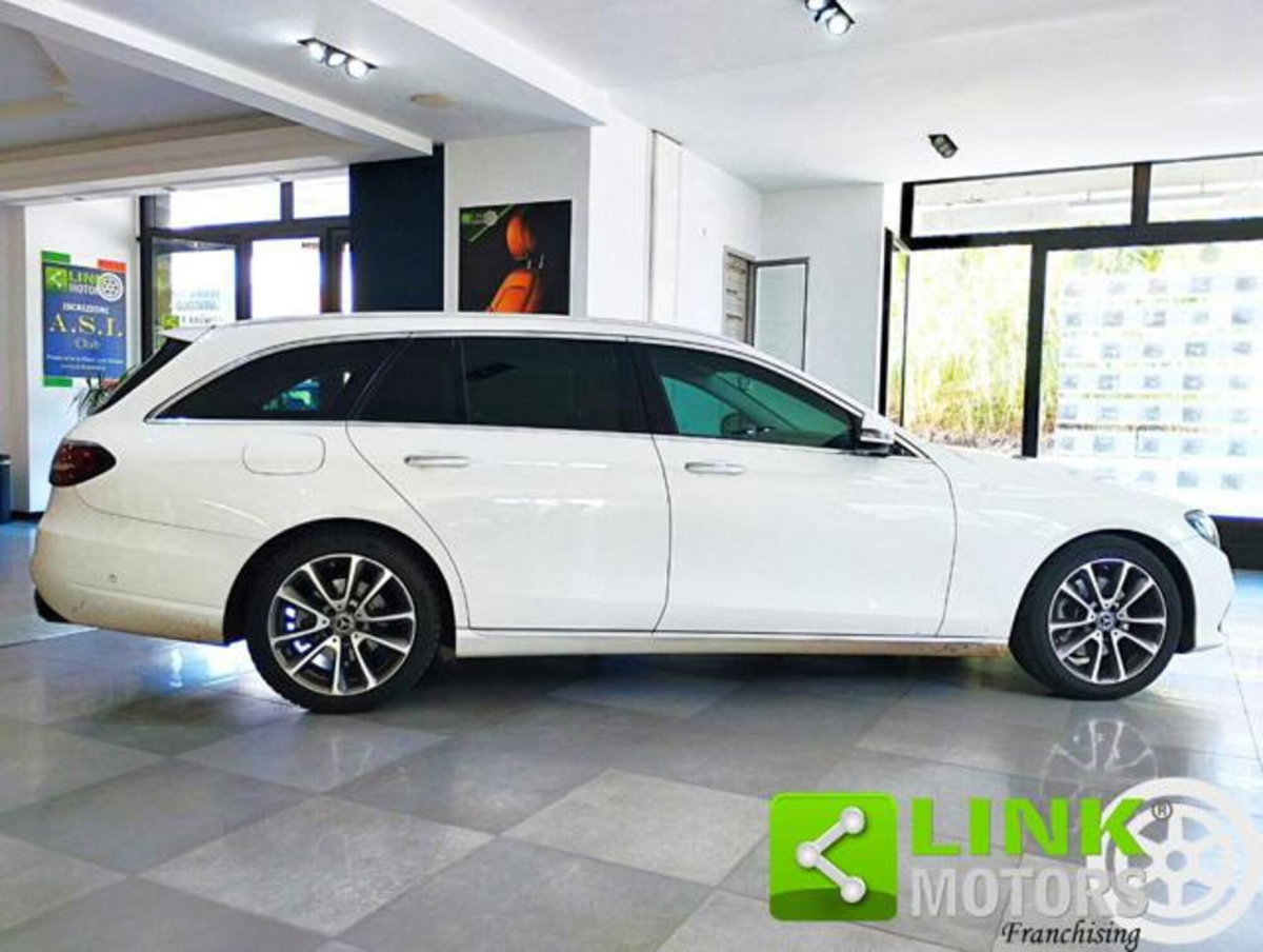Mercedes-Benz Classe E Station Wagon 220 d 4Matic Auto Business Sport (4)