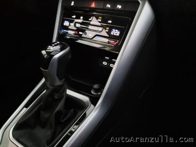 Volkswagen T-Roc 2.0 tdi Life 150cv dsg (19)
