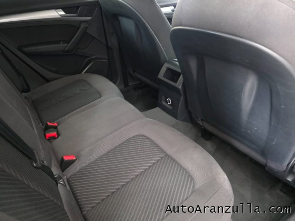 Audi Q5 2.0 TDI 150 CV quattro Business (12)
