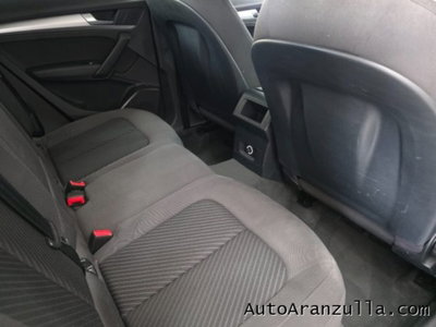 Audi Q5 2.0 TDI 150 CV quattro Business (12)