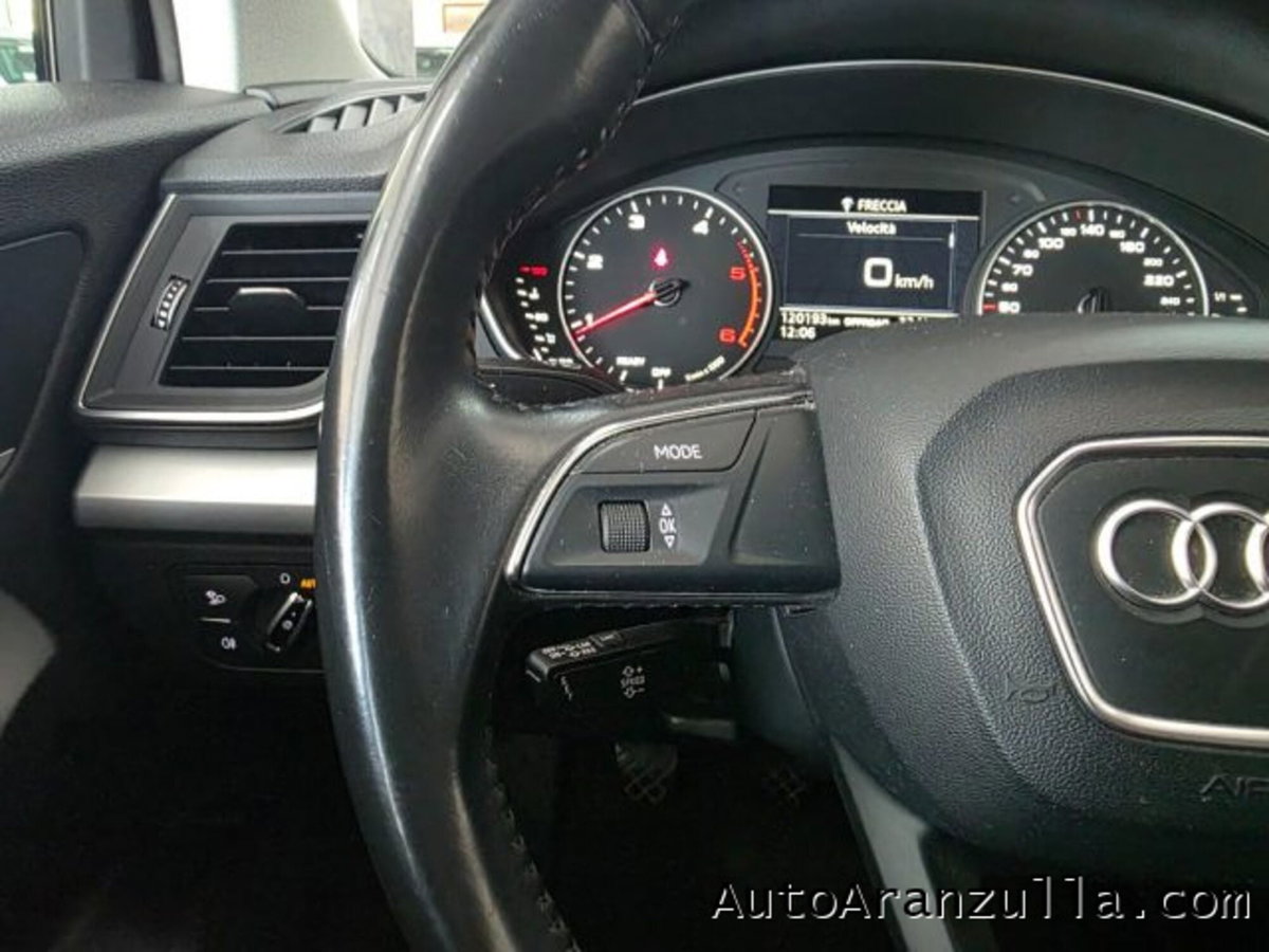 Audi Q5 2.0 TDI 150 CV quattro Business (15)