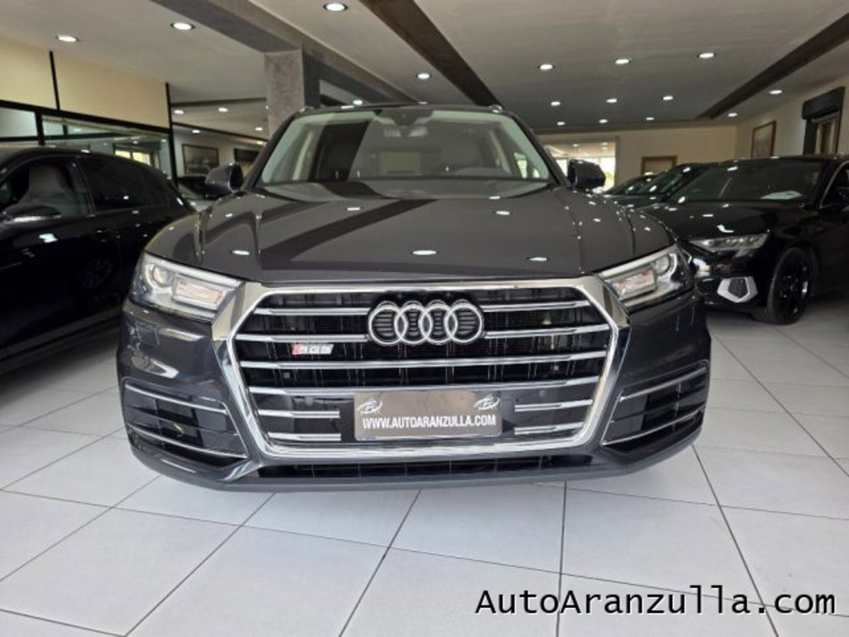 Audi Q5 2.0 TDI 150 CV quattro Business (2)