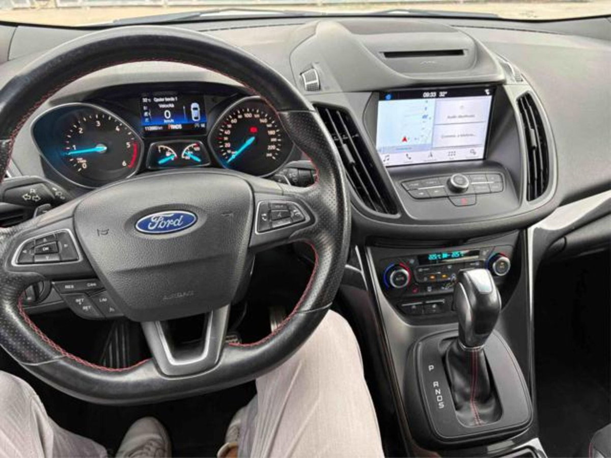 Ford Kuga 2.0 TDCI 180 CV S&S 4WD Powershift ST-Line (16)