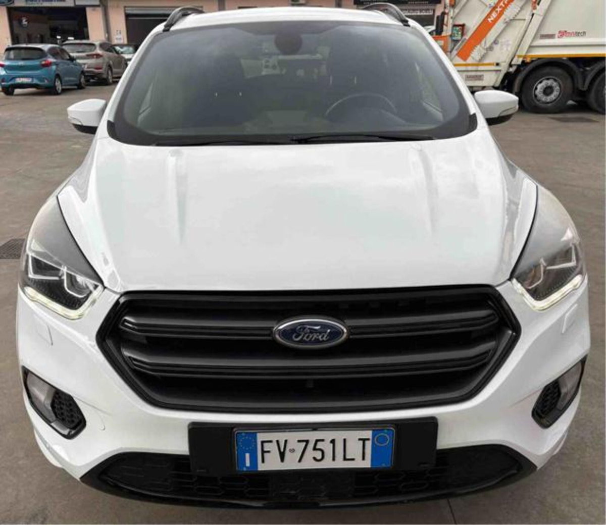 Ford Kuga 2.0 TDCI 180 CV S&S 4WD Powershift ST-Line (8)