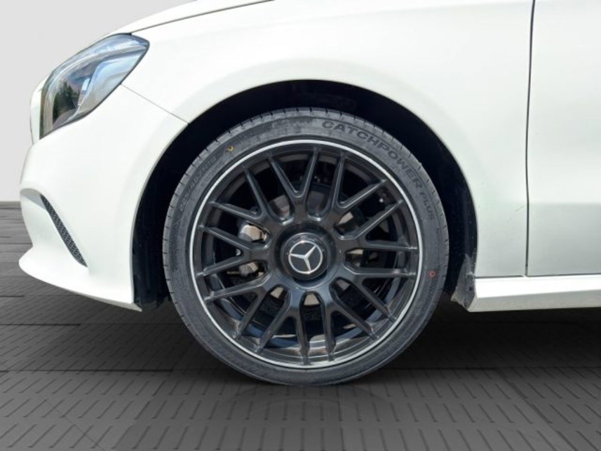 Mercedes-Benz Classe A 180 d Sport (16)