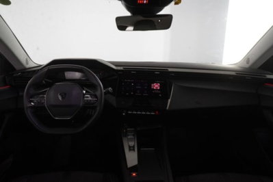 Peugeot 308 BlueHDi 130 S&S EAT8 Allure Pack (4)