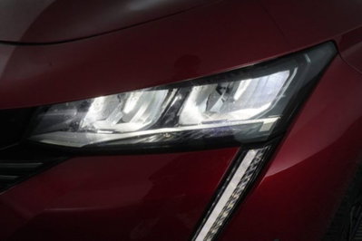 Peugeot 308 BlueHDi 130 S&S EAT8 Allure Pack (9)