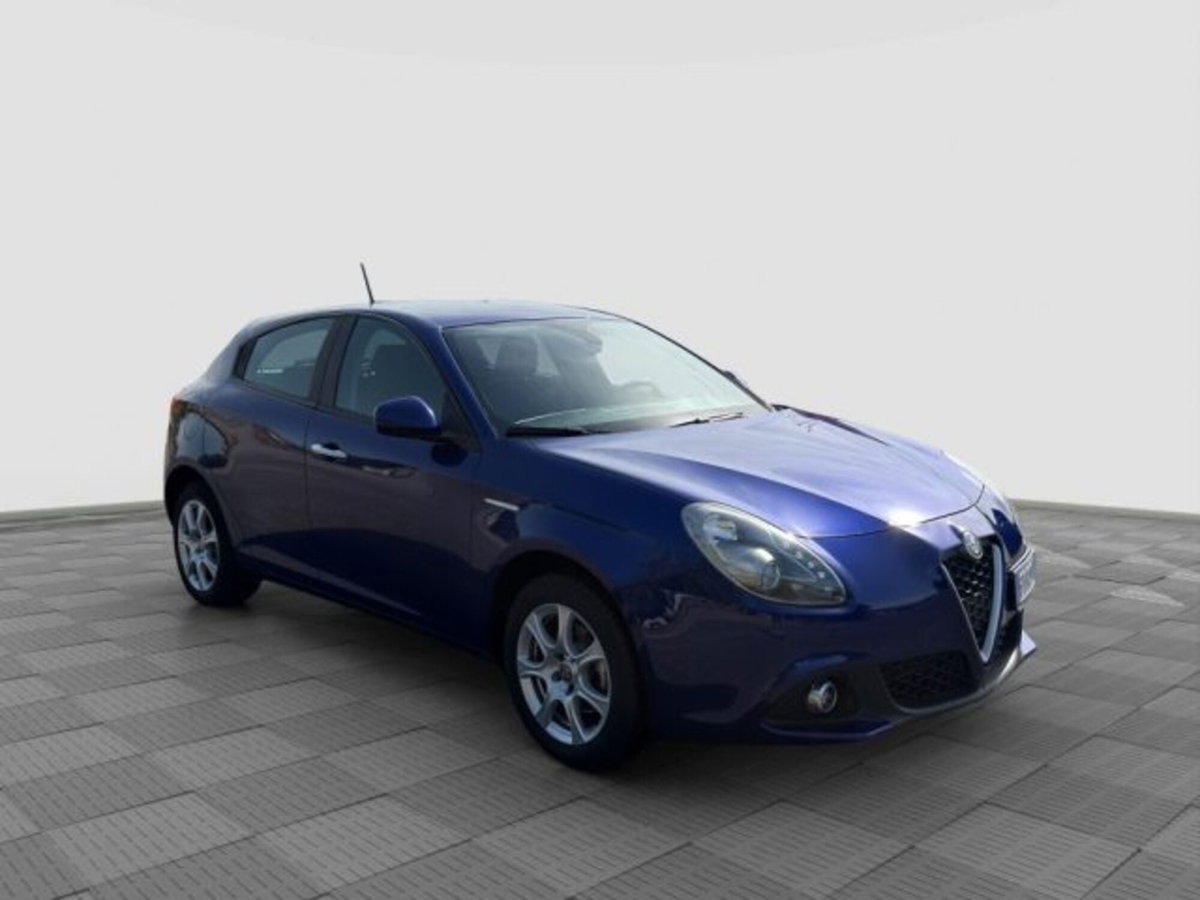Alfa Romeo Giulietta 1.6 JTDm Giulietta 120cv (7)